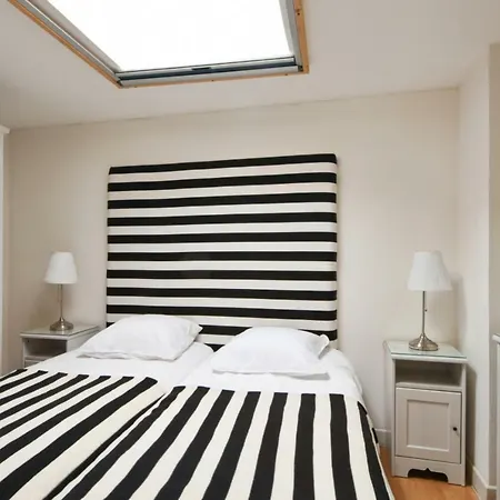 Cozy Flat Close To Stations And Old - Welkeys *