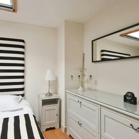 Appartement Cozy Flat Close To Stations And Old - Welkeys Lille