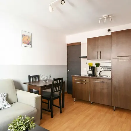 Appartement Cozy Flat Close To Stations And Old - Welkeys Lille